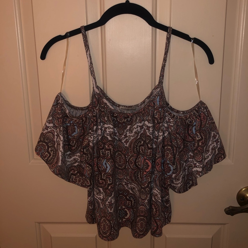 Open-shoulder crop top